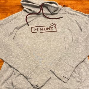 Under Armour Sweatshirt